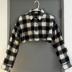 Forever 21 Black and White Plaid Crop Top Flannel (S)